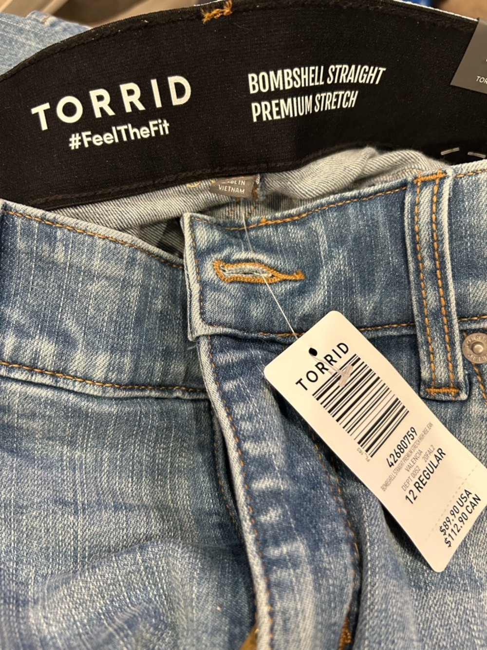 torrid Light Blue Bombshell Straight Premium Stretch Jeans - Picture 3 of 4
